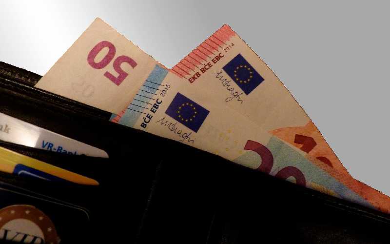 Eindhovense proef met basisinkomen voor kwetsbare jongeren mag doorgaan, wettelijke bezwaren van tafel